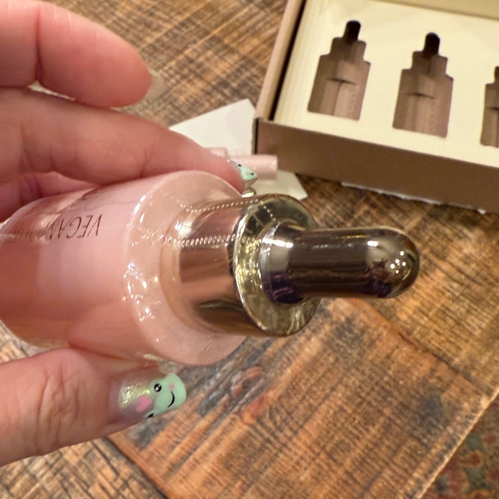 GRO Hair Serum and Detoxifying Serum Set - Pink - Picture 9 of 10